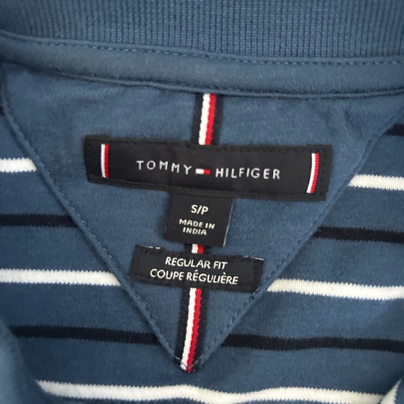 Tommy Hilfiger Men's Navy and White Polo Shirt - Picture 4 of 4